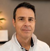 Dr. Roger Senhorini, fisioterapeuta especialista em podoposturologia em Londrina